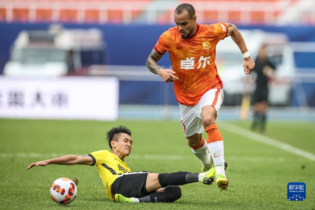 万博体育- 武汉三镇足球队最新动态 