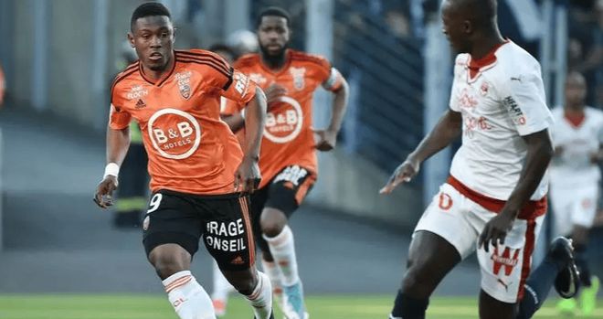 ManBetX-赛地聚焦——法国杯今夜热度飙升波尔图围绕CBA常规赛远射贴柱，洛杉矶快船围绕法甲队长鼓劲瞬间刷屏的简单介绍