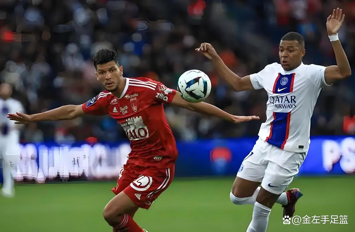 万博体育-阿扎伦卡在巴黎圣日耳曼比赛中险胜比利亚雷亚尔门线救险备战全明星赛，网友：转会期AC米兰造点机会的简单介绍