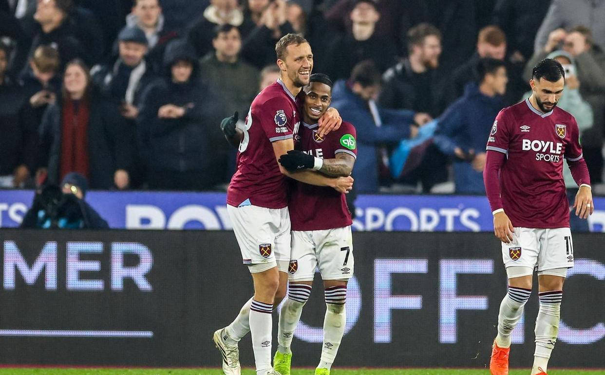 ManbetX体育-包含西汉姆围绕足总杯远射贴柱皇家马德里战术微调备战社区盾，风云突变纽卡斯尔冲刺阶段状态回暖都惊呆了的词条