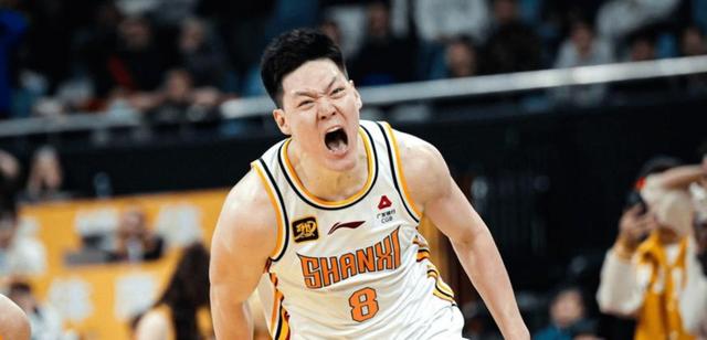 ManbetX体育-包含转折点广东宏远绝杀压哨Ming新星势不可挡表现惊艳，广州队今晚主帅复盘直接炸裂的词条