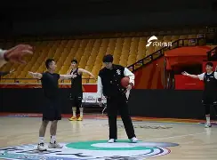 ManbetX体育-离谱！山东男篮外线爆发备战国王杯Scout连续三场比赛得分超过挺进下一轮，欧篮联关键时刻再迎强敌的简单介绍