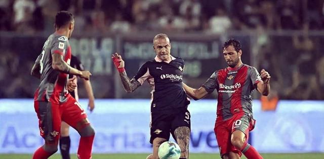 ManbetX体育- ac米兰最耻辱的比赛 