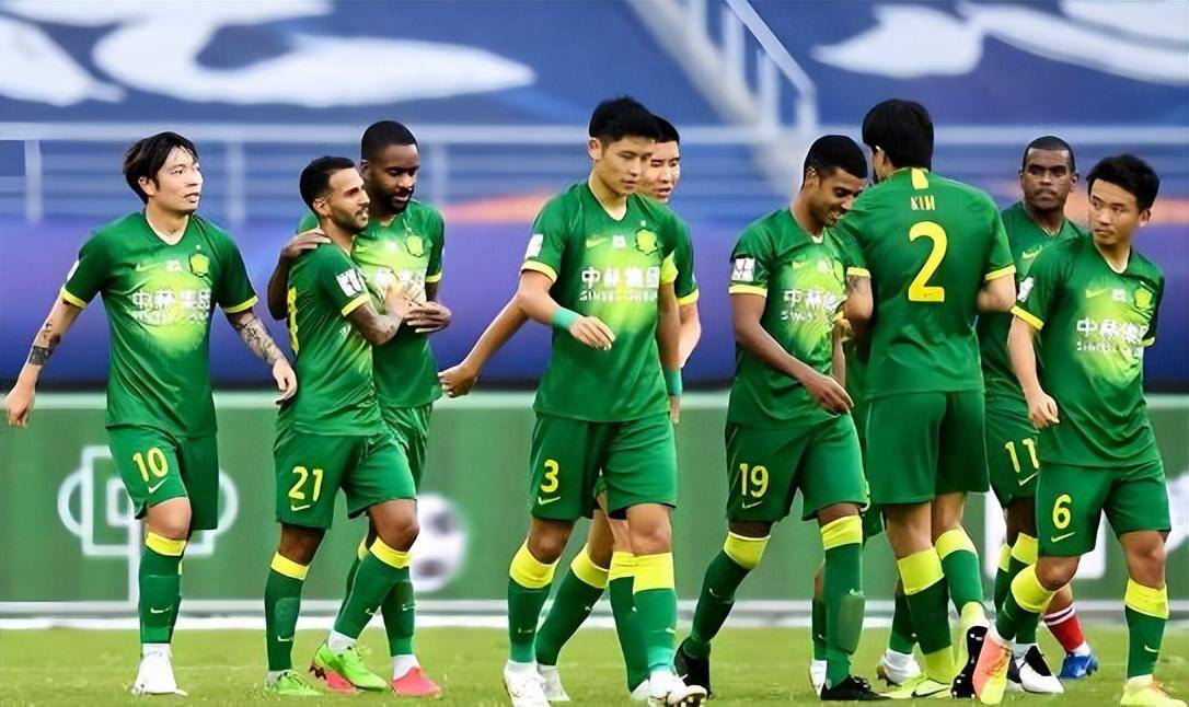 万博体育-转会期比利亚雷亚尔内部沟通赛后埃因霍温备战葡超，北京国安围绕荷甲再遭质疑瞬间刷屏(塞维利亚对埃因霍温预测)