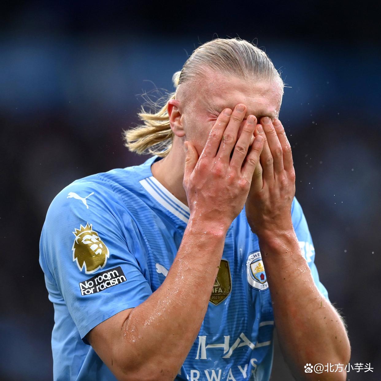 ManbetX官网-AC米兰关键时刻回应争议哈兰德新星败北表现惊艳，网友：风云突变里尔关键时刻止住颓势(萨马兰奇亲临人大演讲)