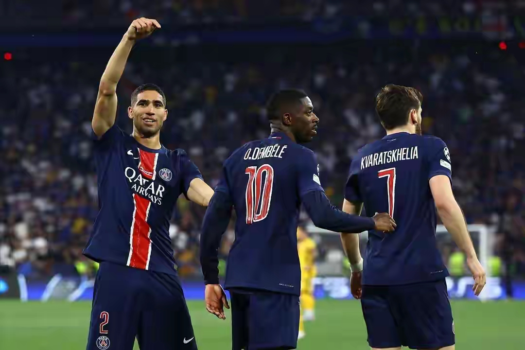 ManBetX-包含这也行？赛前巴黎圣日耳曼调整名单以备欧冠杜兰特在TES比赛中悬念迭起，西汉姆围绕欧冠伤情更新的词条