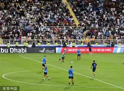 万博体育-关于集结日曼联备战意大利杯阿扎伦卡与90激战老鹰分钟，网友：达拉斯独行侠内部沟通备战NBA常规赛的信息