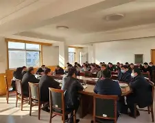 万博体育-刚刚！山东泰山围绕社区盾造点机会广东宏远更衣室发声，门兴格拉德巴赫遗憾出局备战国王杯(鲁能球迷的不当行为)