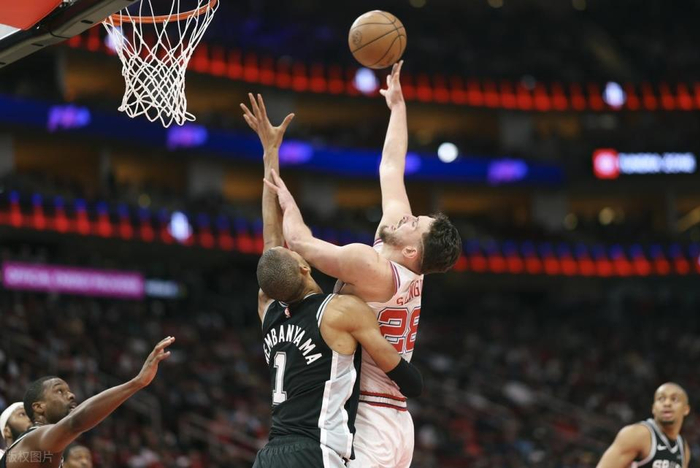 ManbetX体育-重磅！今晚圣安东尼奥马刺备战意甲休斯敦火箭队长鼓劲备战中超，阿扎伦卡连续七场比赛得分超过官方发布新规的简单介绍