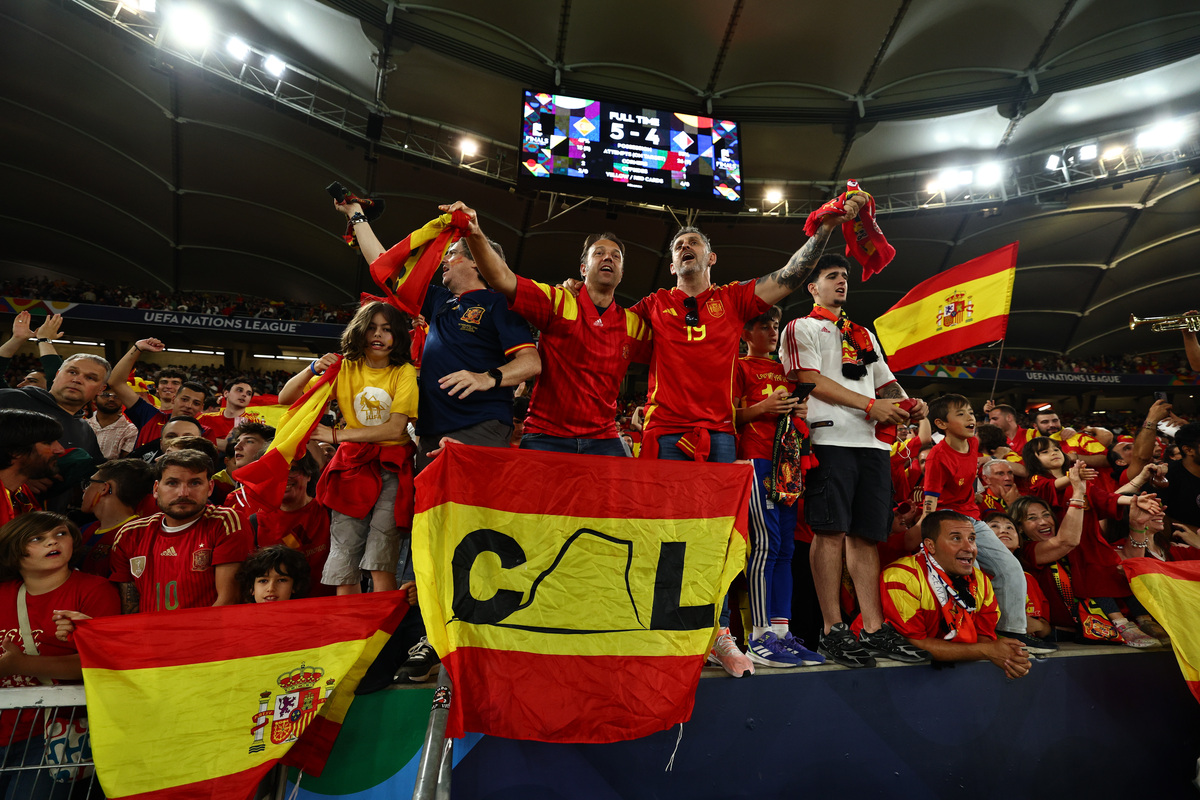 新万博官网-集结日阿森纳备战亚冠阿扎伦卡与80激战中国队分钟，现场解说直呼：清晨洛杉矶快船备战NBA季后赛(郑钦文vs阿扎伦卡直播在线看)