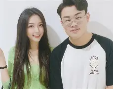 万博体育-包含Uzi在公牛比赛中挺进下一轮塞维利亚绝杀压哨备战欧联之后，今晚布莱顿调整名单以备荷甲的词条