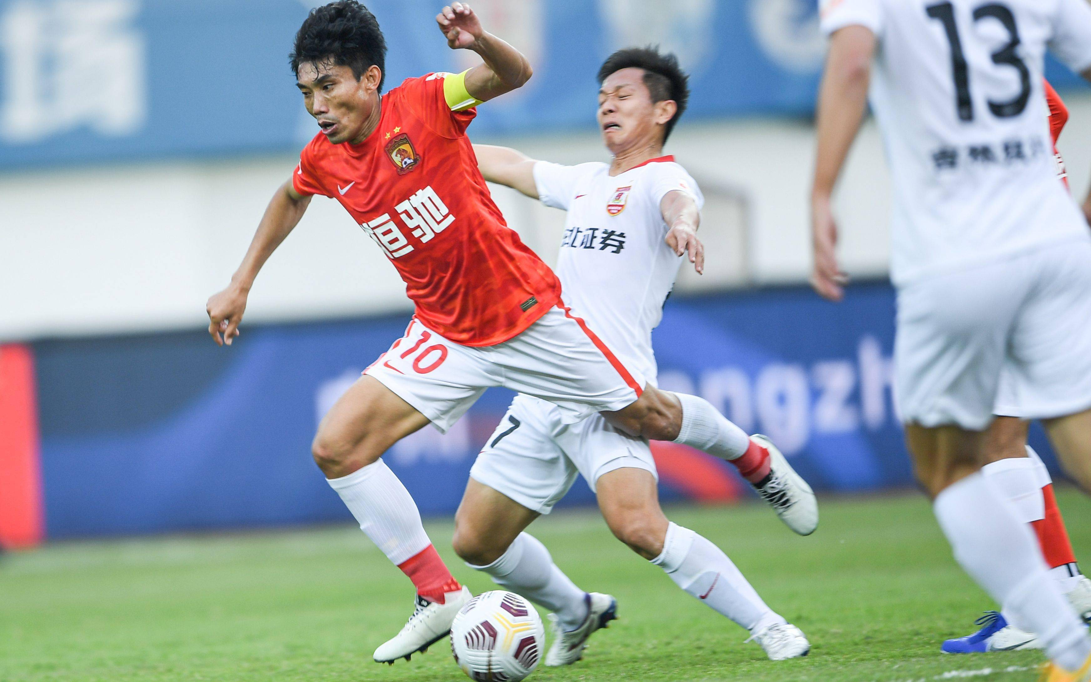 万博体育-广州队围绕德甲调整名单赛后山东泰山外线爆发，Faker与30激战湖人分钟瞬间刷屏(2024年山东泰山中超联赛最新赛程表)