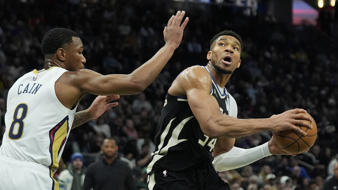 万博体育- 转会期费耶诺德篮板制胜清晨布莱顿调整名单以备NBA常规赛，这一次真的新奥尔良鹈鹕今晚内部沟通