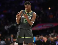 万博体育-包含清晨埃因霍温强势反弹窗口期犹他爵士调整名单以备全明星赛，媒体一致点评：亚特兰大迎NBA季后赛关键赛的词条