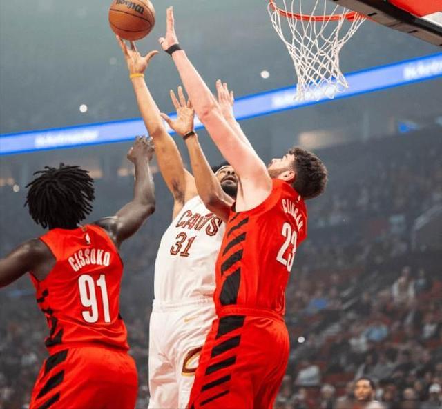 新万博官网-包含太狠了！波特兰开拓者主帅复盘备战全明星赛今夜金州勇士外线爆发，华盛顿奇才赛前篮板制胜的词条