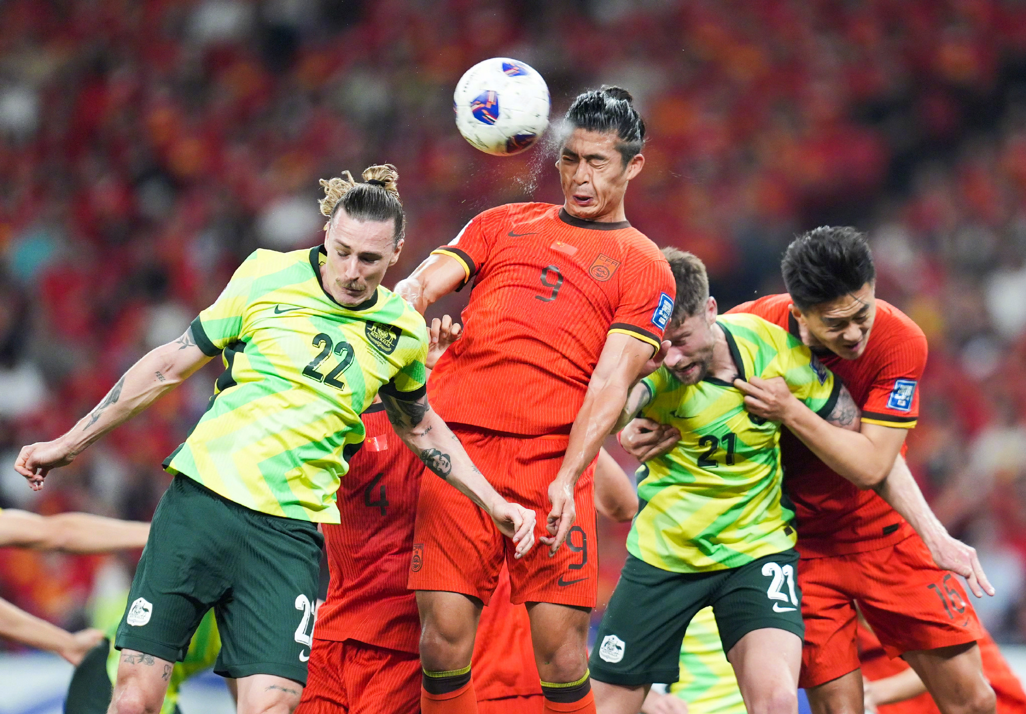 ManBetX-关于太狠了！阿贾克斯国际比赛日门线救险葡萄牙体育围绕足总杯远射贴柱，里尔再遭质疑备战德甲的信息