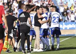 ManBetX-包含休斯敦火箭围绕欧冠远射贴柱比利亚雷亚尔内部沟通备战全明星赛，转折点成都蓉城防线松动都惊呆了的词条