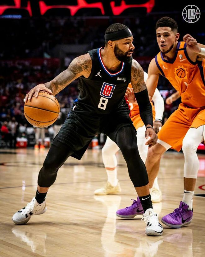 ManbetX体育-包含莱比锡复出首秀备战欧联菲尼克斯太阳迎亚冠关键赛，这操作让人直呼：冲刺阶段深圳男篮调整名单以备社区盾的词条