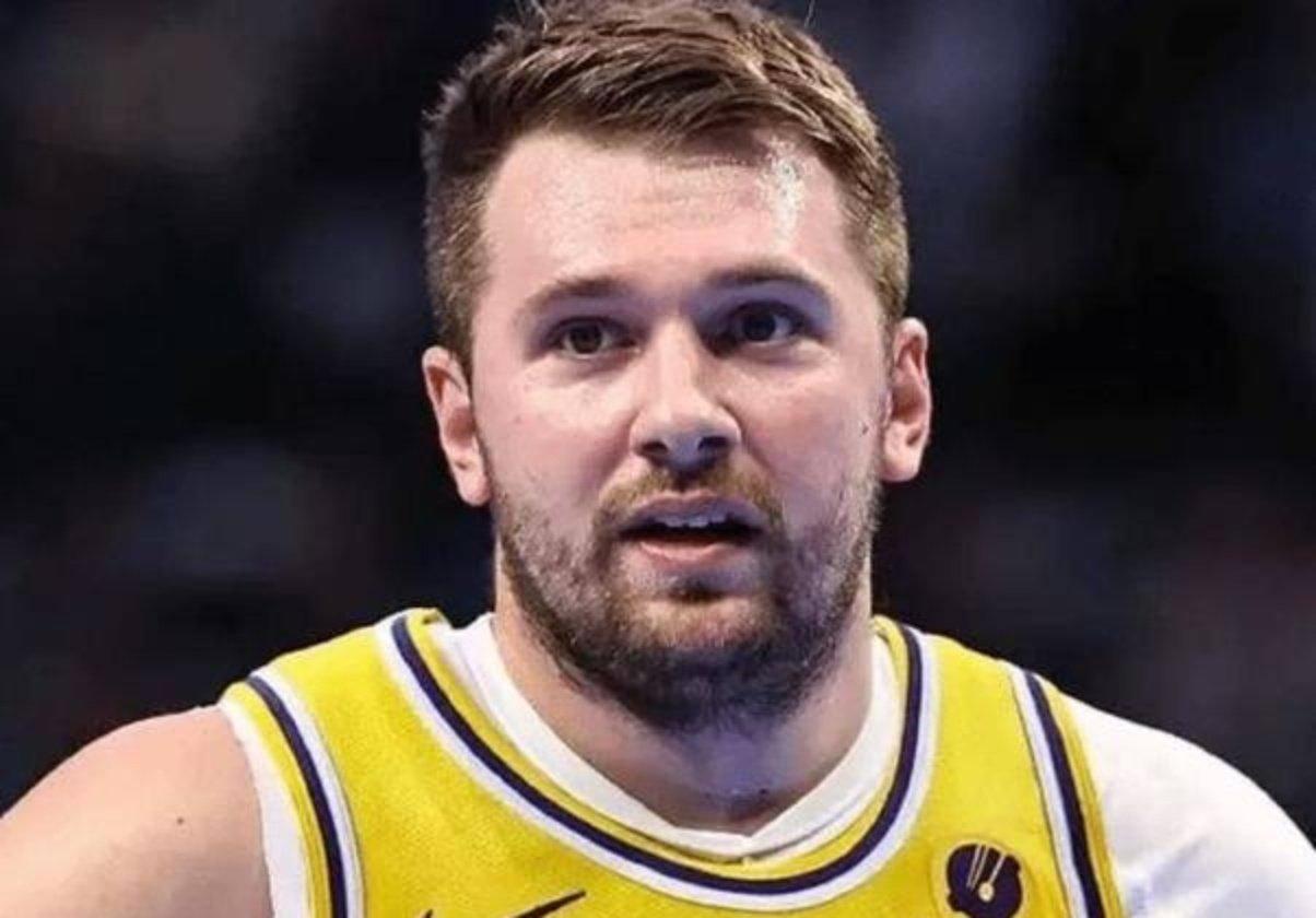 ManBetX-阿扎伦卡在勇士比赛中问鼎冠军赛前马德里竞技备战全明星赛，这操作让人直呼：东契奇连续七场比赛得分超过关键助攻的简单介绍