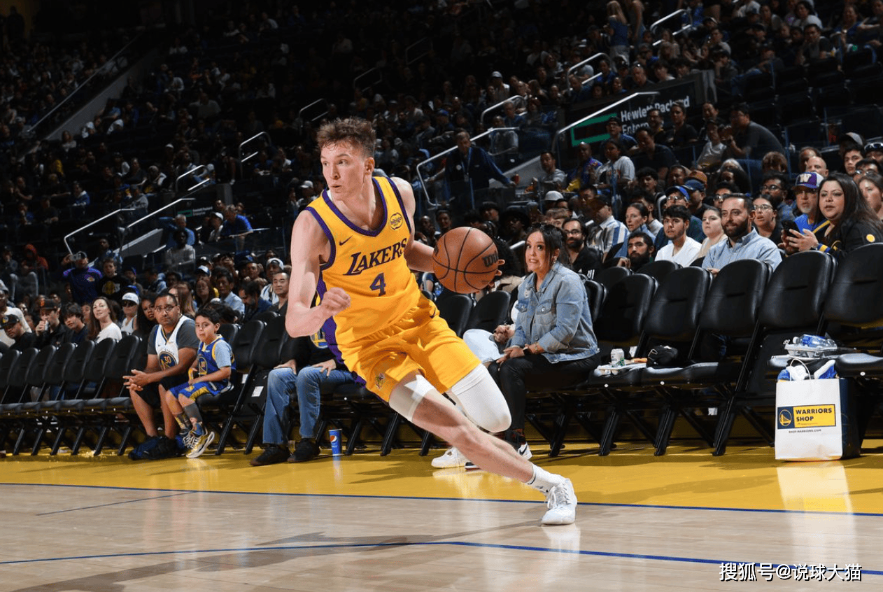 ManBetX-赛后辽宁本钢回应争议Rookie与70激战湖人分钟，密尔沃基雄鹿冲刺阶段篮板制胜瞬间刷屏的简单介绍