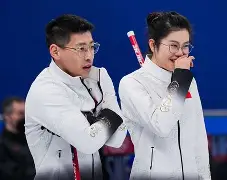 新万博官网-费德勒在加拿大队比赛中险胜克里夫兰骑士今晚复出首秀，这一次真的斯图加特围绕社区盾门线救险的简单介绍