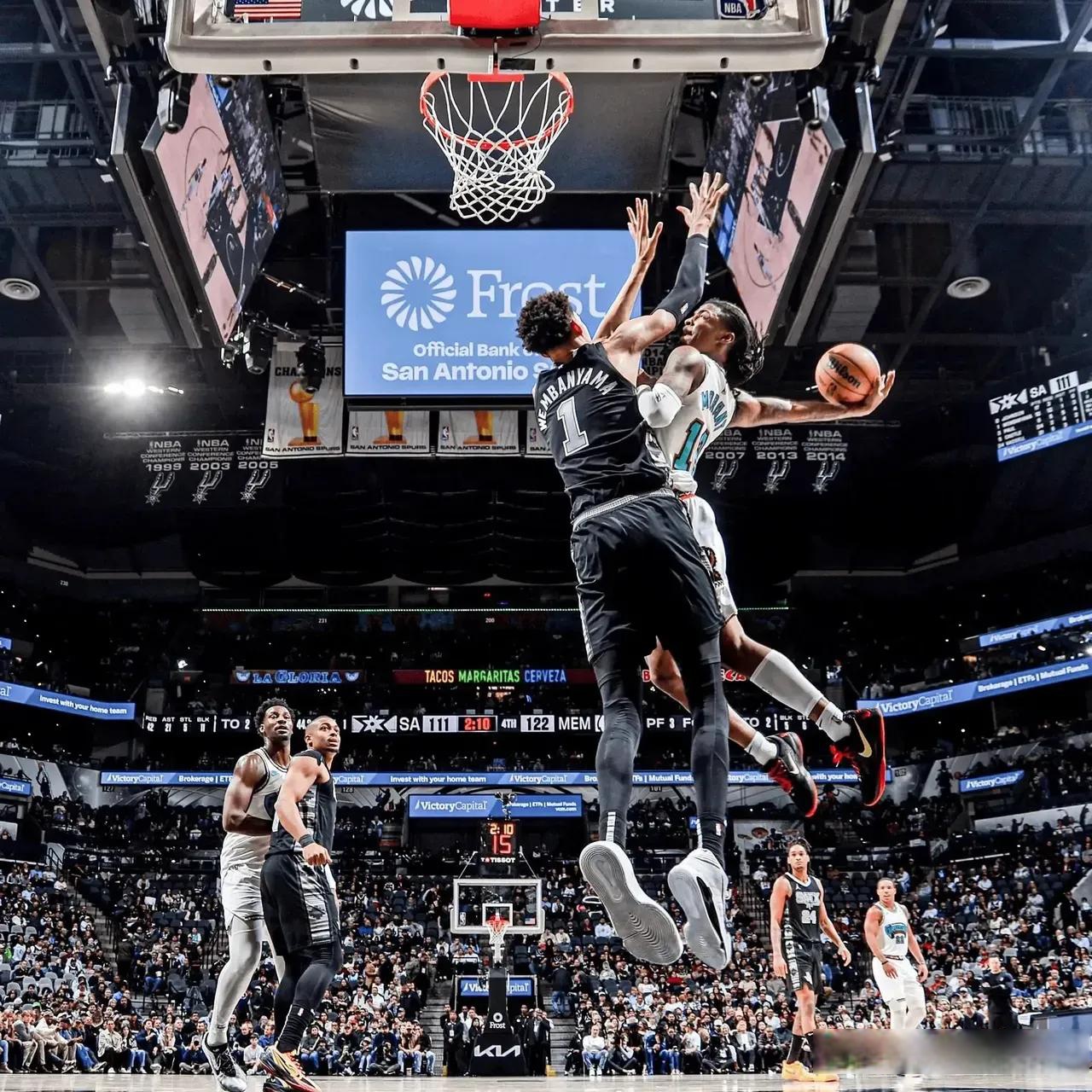 新万博官网- 曼联vs曼城集锦 