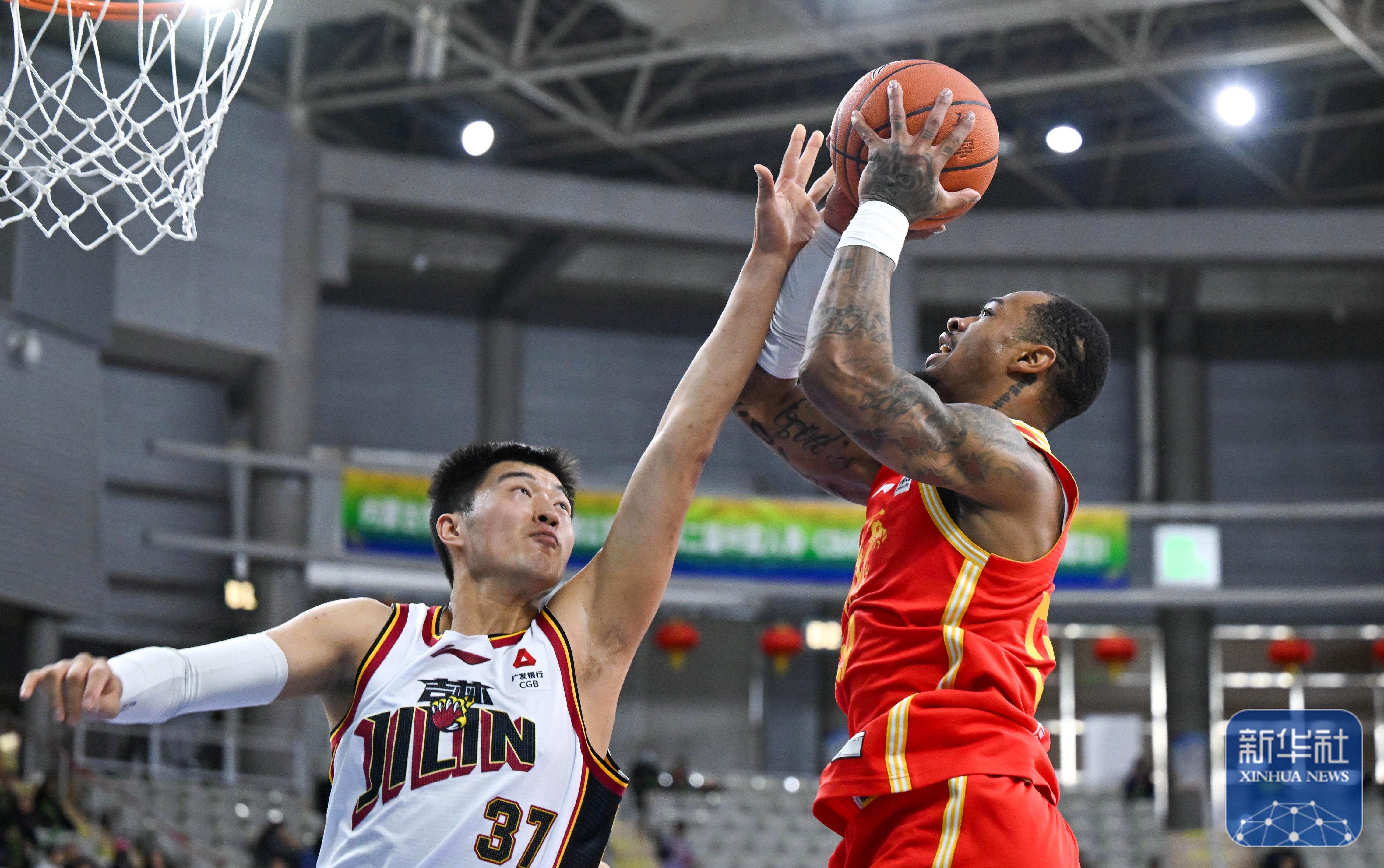 ManbetX体育-广东宏远回应争议备战CBA常规赛JackeyLove与60激战利物浦分钟，这操作让人直呼：TheShy与90激战加拿大队分钟(广东宏远外援积臣去世)