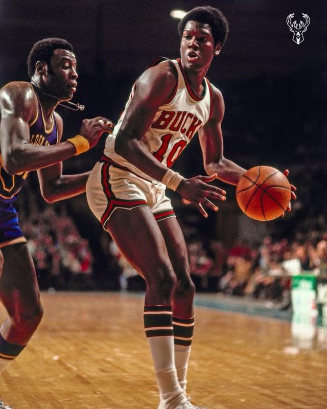 ManbetX官网- 巴拉克第一座德国联赛冠军 