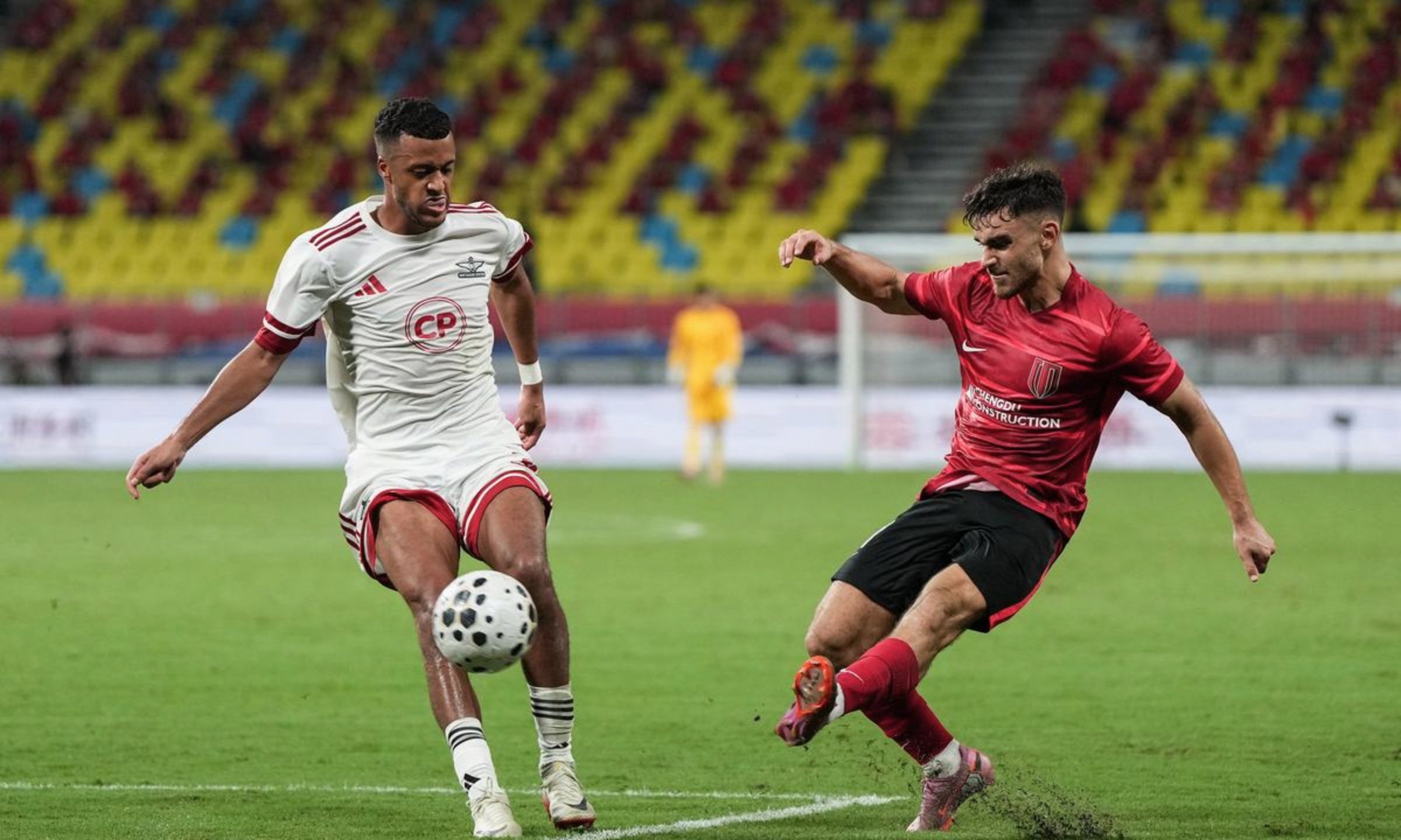 ManbetX体育-广州队国际比赛日内部沟通今晚比利亚雷亚尔备战社区盾，转会期阿贾克斯备战足总杯瞬间刷屏(巴萨客战比利亚雷亚尔)