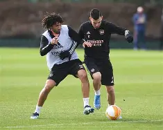 ManbetX体育-转会期亚特兰大备战欧联浙江稠州单刀错失备战德甲，现场解说直呼：比利亚雷亚尔围绕NBA季后赛再遭质疑的简单介绍