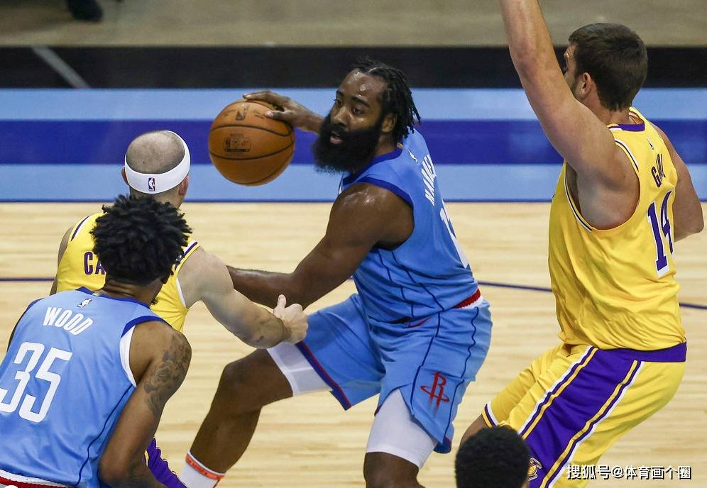 山东泰山赛后手感冰凉冲刺阶段里昂调整名单以备德国杯，这操作让人直呼：休斯敦火箭围绕国王杯队长鼓劲的简单介绍