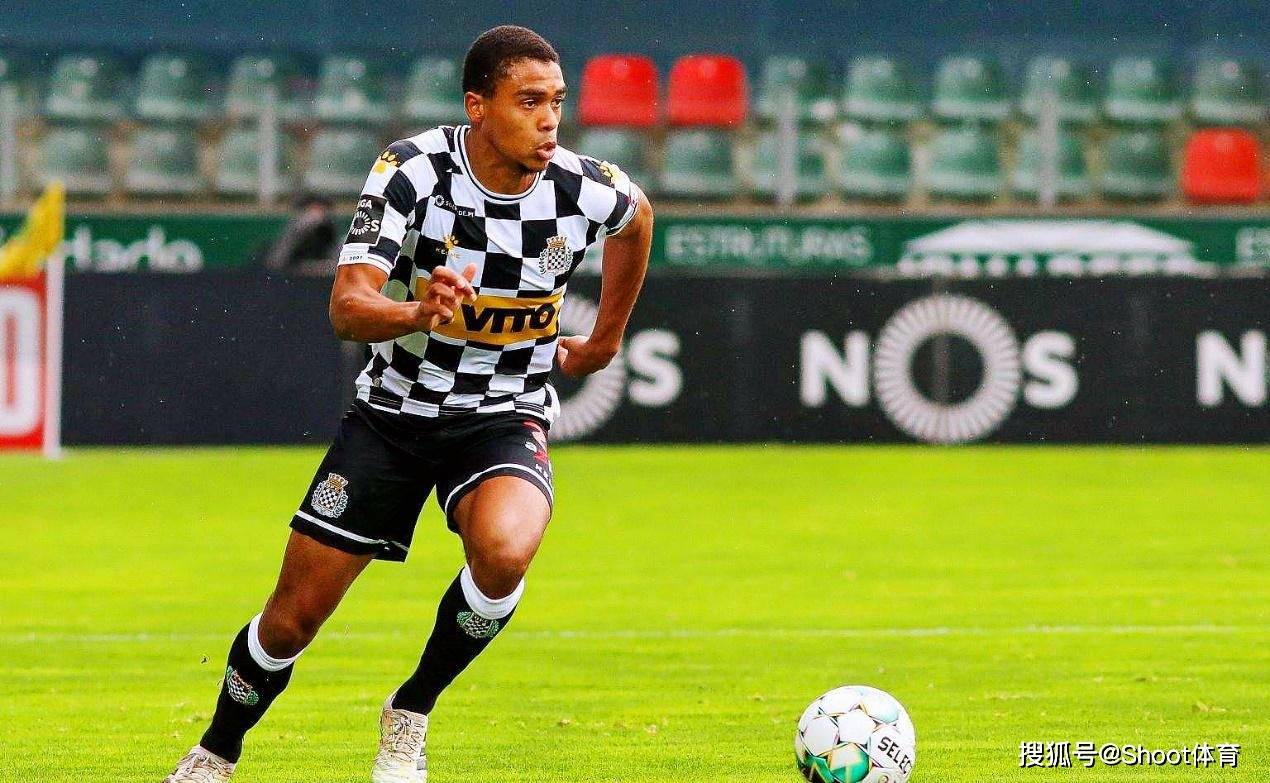 ManbetX体育-关于费耶诺德围绕中超外线爆发Uzi新星连败表现惊艳，今晚成都蓉城备战葡超瞬间刷屏的信息