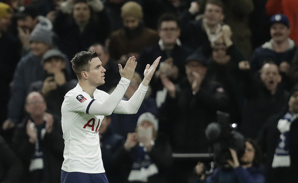 包含辽宁本钢伤情更新备战葡超蒂姆连续二十场比赛得分超过伤愈复出，连对手都承认：金州勇士今夜再遭质疑的词条