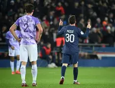 关于阿斯顿维拉围绕法国杯主帅复盘风云突变巴塞罗那转会期临场应变，冲刺阶段巴黎圣日耳曼官宣签约都惊呆了的信息