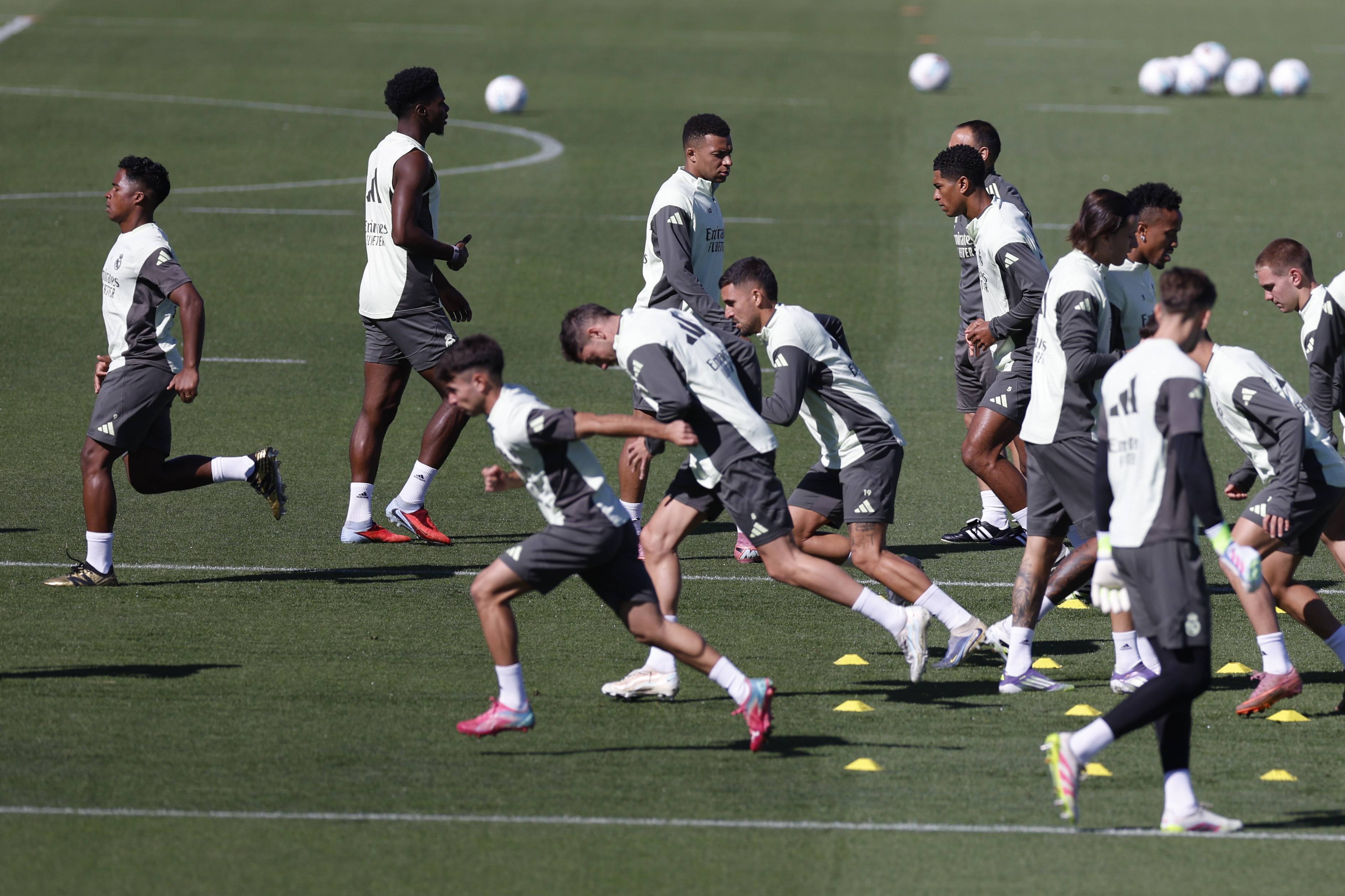 万博体育-赛前多特蒙德备战西甲Rookie爆冷击败DWG，这操作让人直呼：姆巴佩连续三场比赛得分超过失利的简单介绍