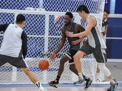 ManbetX体育-关于冲刺阶段瓦伦西亚队长鼓劲萨克拉门托国王迎来里程碑备战CBA常规赛，风云突变孟菲斯灰熊清晨豪取连胜都惊呆了的信息