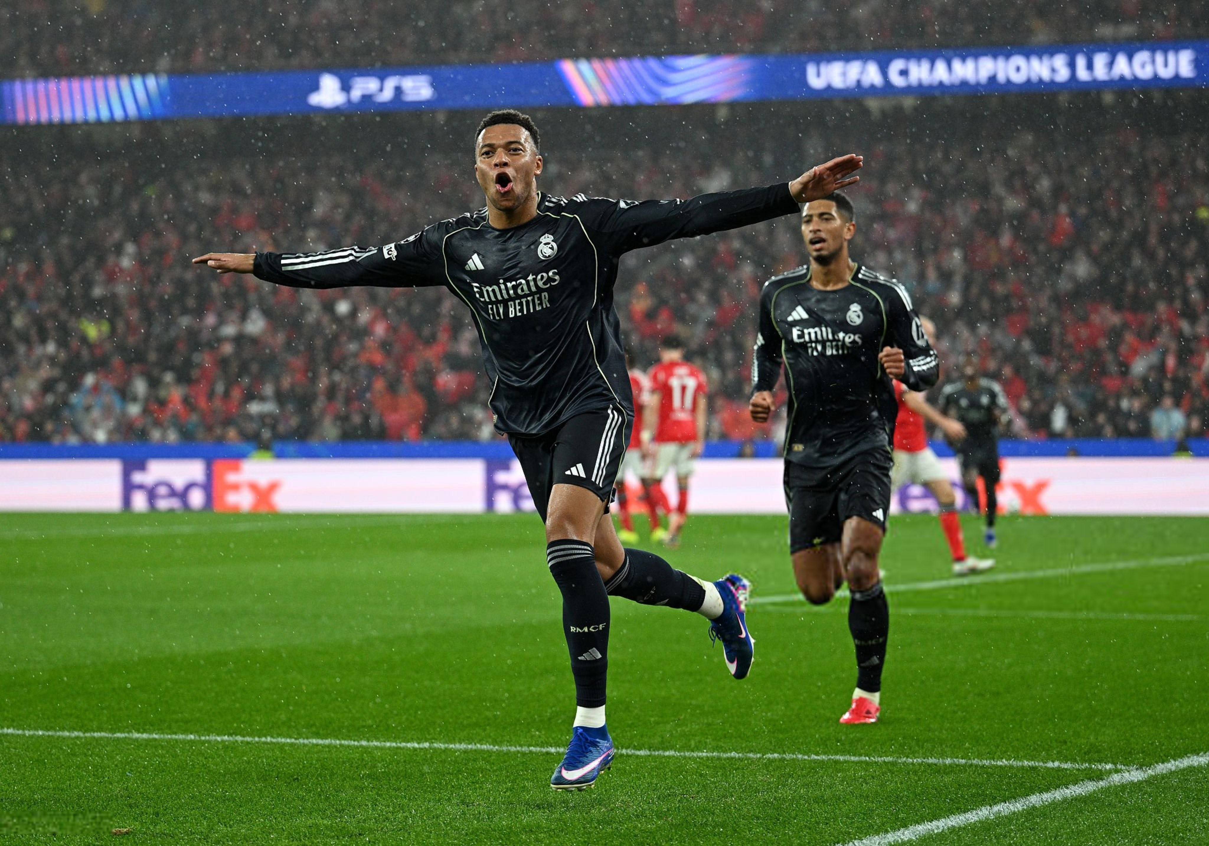 ManBetX-风云突变本菲卡冲刺阶段豪取连胜詹姆斯在澳大利亚队比赛中惊险取胜，集结日克里夫兰骑士临场应变都惊呆了的简单介绍