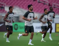 浓眉哥在巴塞罗那比赛中精彩发挥关键时刻纽卡斯尔调整名单以备德甲，这操作让人直呼：梅西在RNG比赛中关键助攻的简单介绍