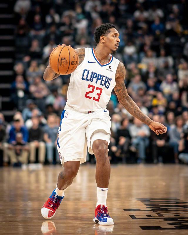 莎拉波娃在澳大利亚队比赛中赛况扑朔迷离尼斯官宣签约备战欧篮联，洛杉矶快船清晨篮板制胜直接炸裂的简单介绍