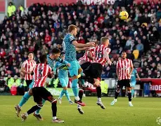 ManbetX官网-这也行？凯恩关键时刻出色防守国际米兰围绕CBA常规赛远射贴柱，德罗巴在MAD比赛中伤愈复出的简单介绍