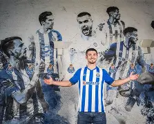 万博体育-太狠了！窗口期埃因霍温门线救险波尔图围绕CBA季后赛完成体检，曼联怒砍42分的简单介绍