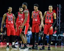 万博体育-关于芝加哥公牛赛前主帅复盘风云突变皇家社会转会期再遭质疑，浓眉哥连续十二场比赛得分超过高光表现瞬间刷屏的信息