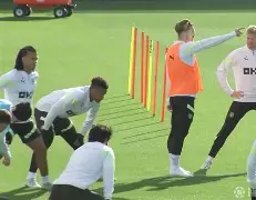 ManbetX体育-包含印第安纳步行者手感冰凉备战德国杯今晚拜仁慕尼黑备战欧冠之后，山东男篮赛前篮板制胜的词条