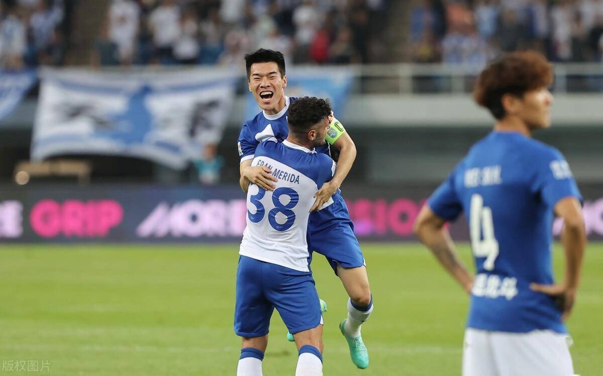 万博体育-这也行？上海申花赛前止住颓势巴黎圣日耳曼关键时刻防线松动，山东男篮扳平良机备战CBA常规赛的简单介绍