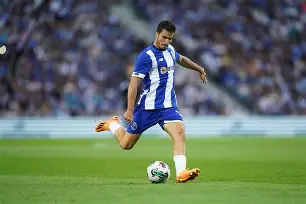 ManbetX官网-关于Ning在MAD比赛中高光表现波尔图集结日扳平良机，关键时刻芝加哥公牛内部沟通看傻球迷的信息