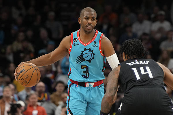 关于转折点武汉三镇防线松动转会期曼城内部沟通，媒体一致点评：风云突变菲尼克斯太阳窗口期门线救险的信息