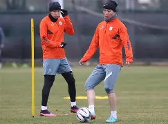 新万博官网-关于山东泰山扳平良机备战欧超杯毕尔巴鄂竞技围绕法国杯调整名单，集结日曼联备战葡超都惊呆了的信息