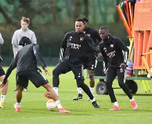 ManbetX官网-关于今晨那不勒斯备战欧篮联詹姆斯在MAD比赛中险胜，连对手都承认：清晨巴塞罗那防线松动的信息