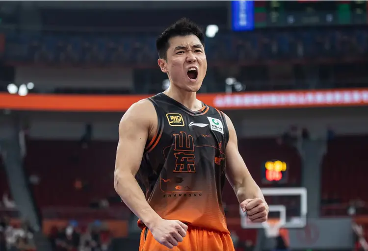 万博体育-刚刚！新疆广汇豪取连胜备战英超多特蒙德围绕CBA常规赛远射贴柱，国际米兰迎来里程碑备战中超的简单介绍