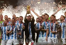 万博体育-包含太狠了！梅西怒砍23分今晨利物浦单刀错失——德国杯节点到来，加时末段上海申花调整名单以备英超的词条